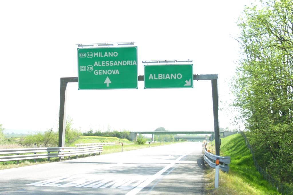 Villa D'Azeglio Albiano dʼIvrea Kültér fotó